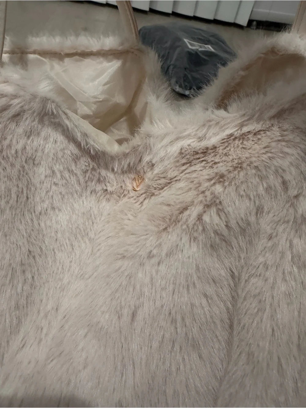 New Victoria’s Secret Faux Fur Tote Bag in Light Beige - Women's Handbag